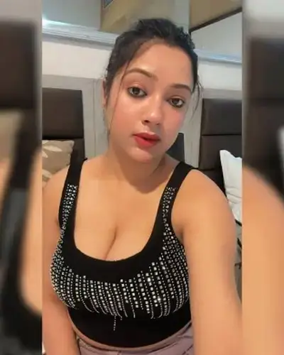 Call Girls Service Deori